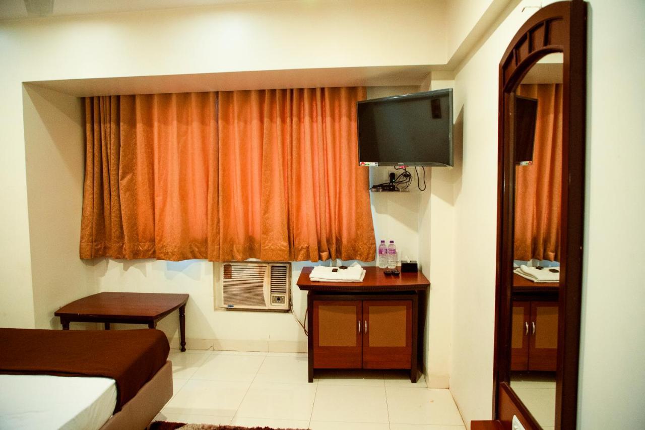 Hotel Ashoka Mire Extérieur photo